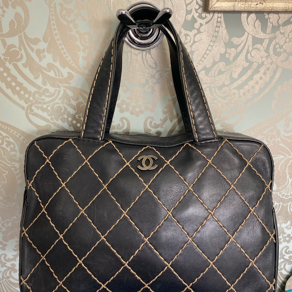 CHANEL Cross-stitch Handbag Black Leather BOX BAG